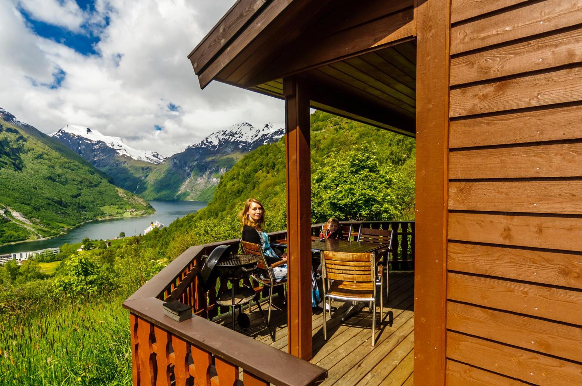 Fossen Accommodation Geiranger Exterior foto